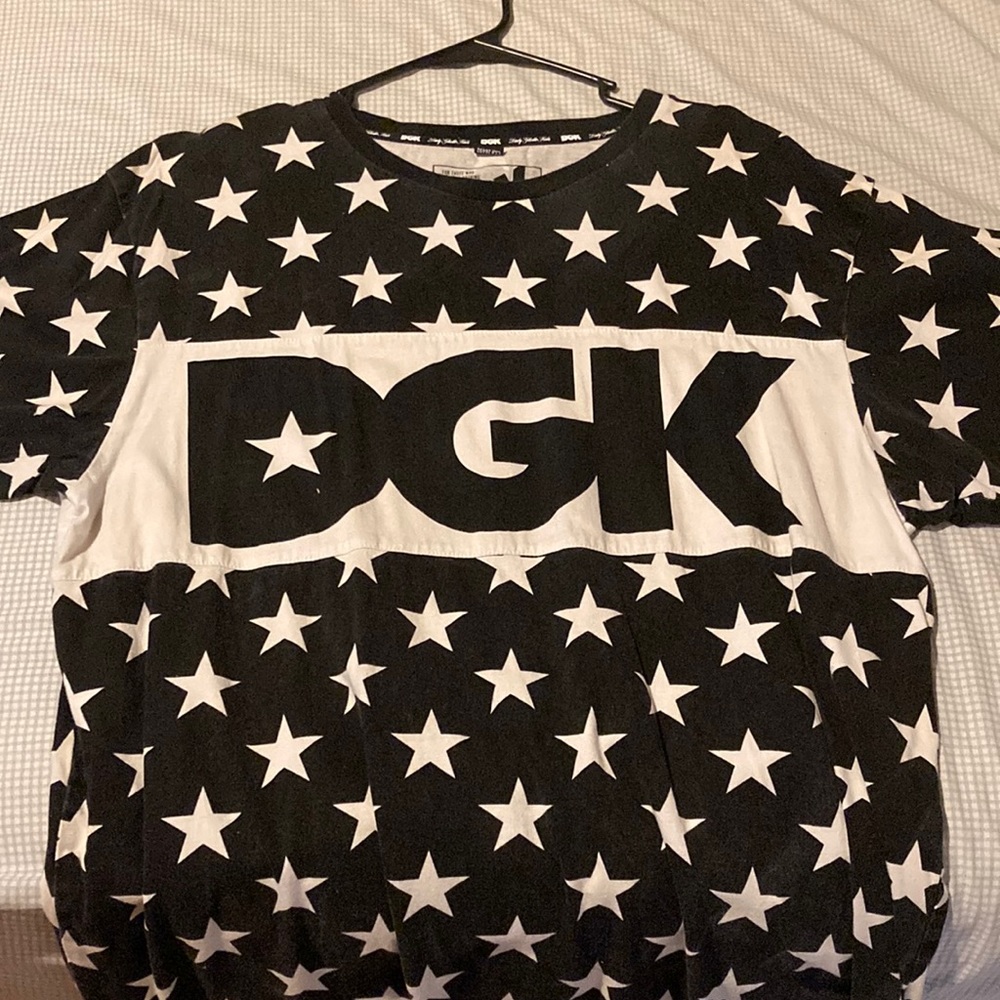 DGK XL tshirt.